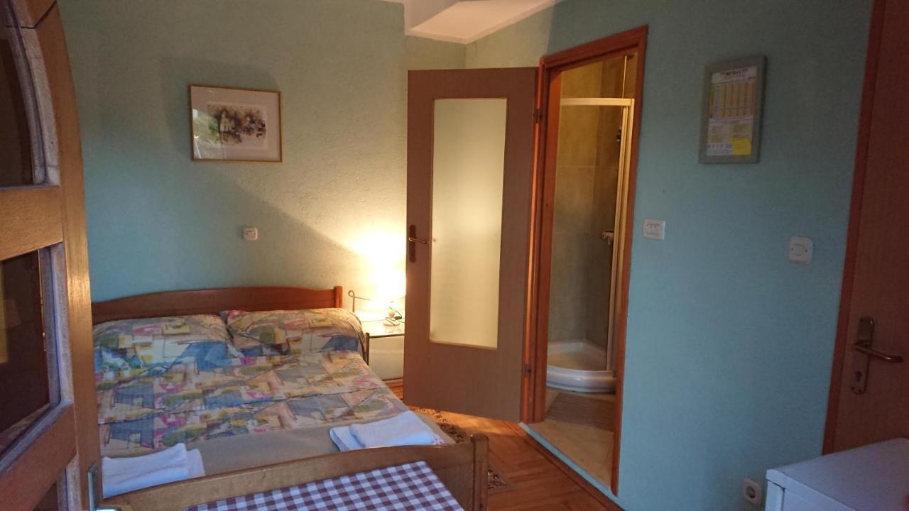 Near Beach - Apartments Marica 罗维尼 外观 照片
